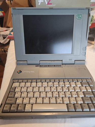 Vtg gateway 2000 colorbook - vtg,